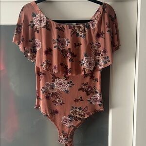 Fabrik off the shoulder top